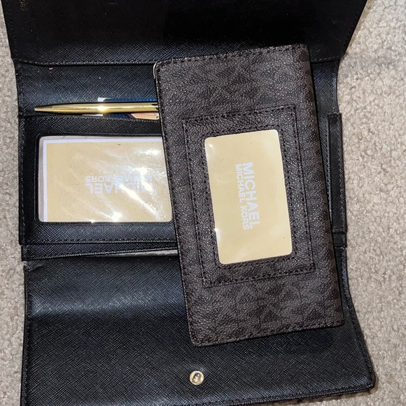 COPY - MK Wallet leather - Picture 4 of 5